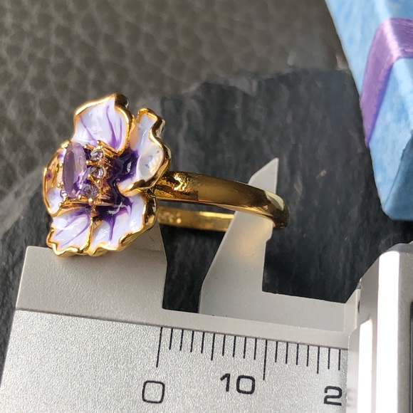 Ring - Picture 6 of 6